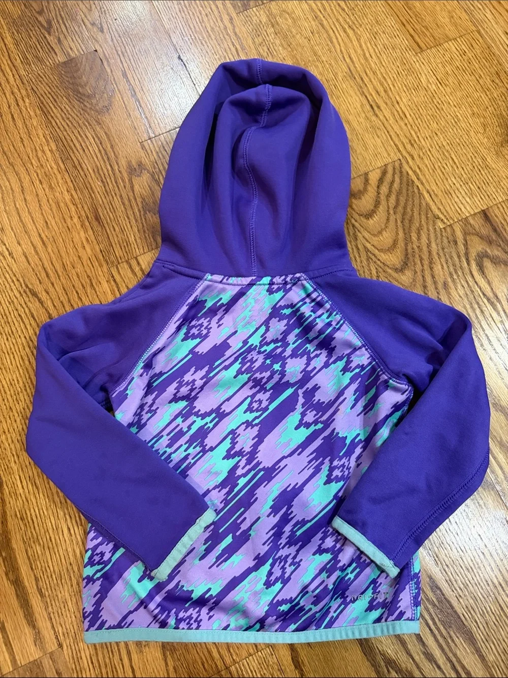 Girl’s Nike Dri-Fit Hoodie/Sweatshirt. Size 3T. Good Used Condition.